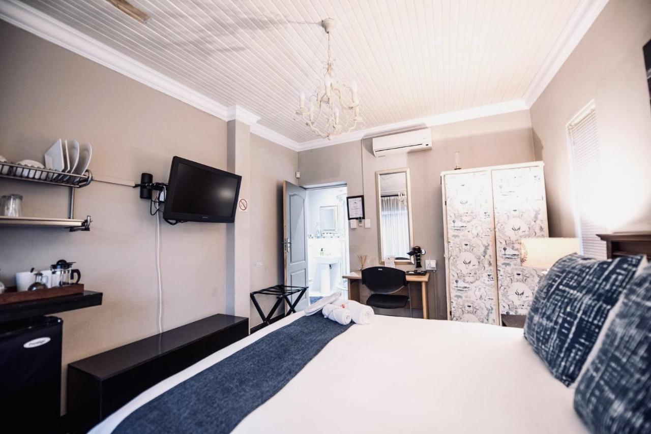 Cottonwood Guesthouse Oasis Bloemfontein Exterior foto
